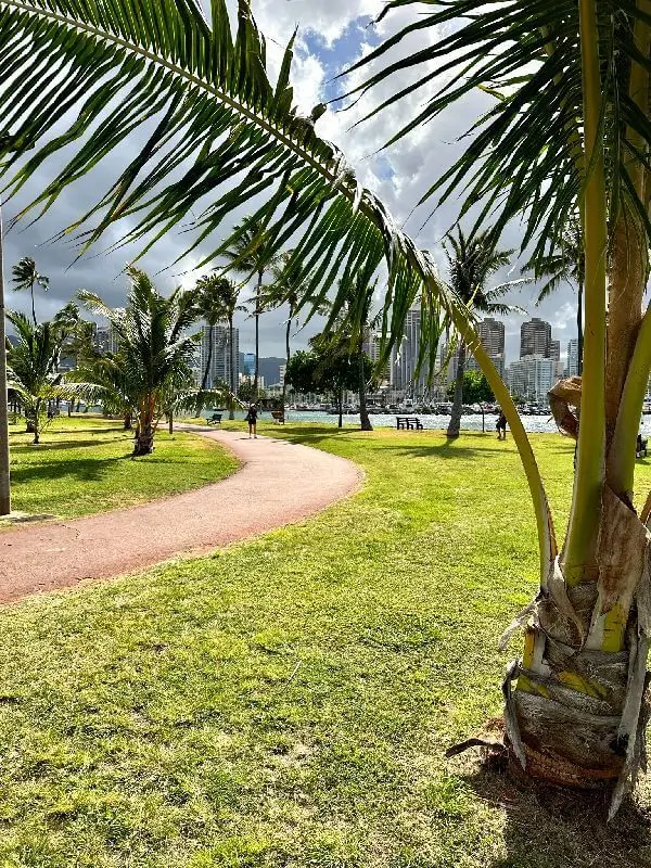 The Ala Moana Park Walking Trail is a popular 2.5-mile loop trail near Honolulu, Hawaii, offering an easy and scenic route with beautiful beach views and a vibrant atmosphere, making it a favorite spot for walkers and hikers.