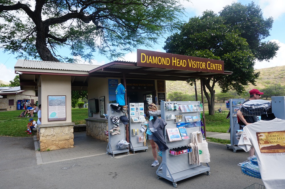 Diamond Head Visitor Center The Diamond Head Visitor Center serves as the gateway to the iconic Diamond Head State Monument, providing visitors with information, exhibits, and facilities to enhance their experience exploring the crater and its surrounding natural beauty.