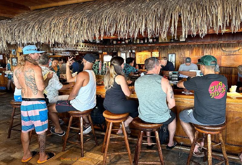 Dukes-Waikiki-Barefoot-Bar Dukes-Waikiki-Barefoot-Bar