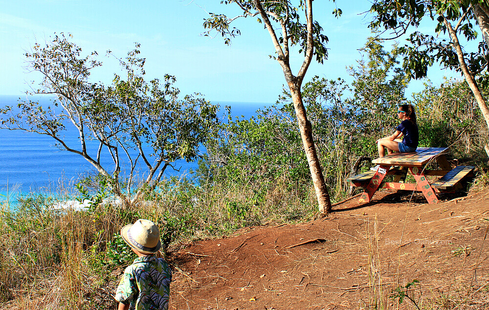 Ehukai Pillbox Hike Grand North Shore & Banzai Pipeline Views