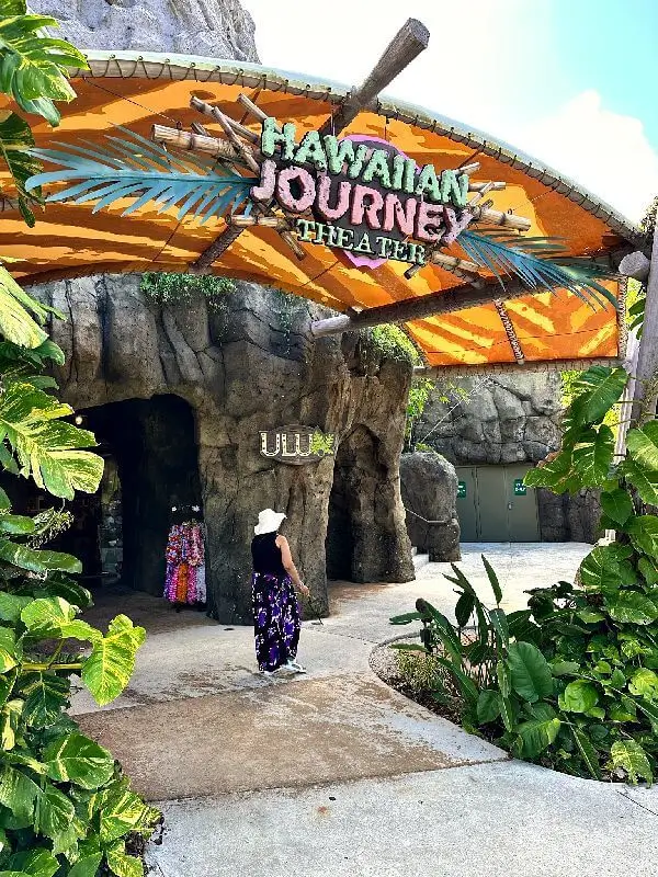 Hawaiian Journey Theater Hawaiian Journey Theater