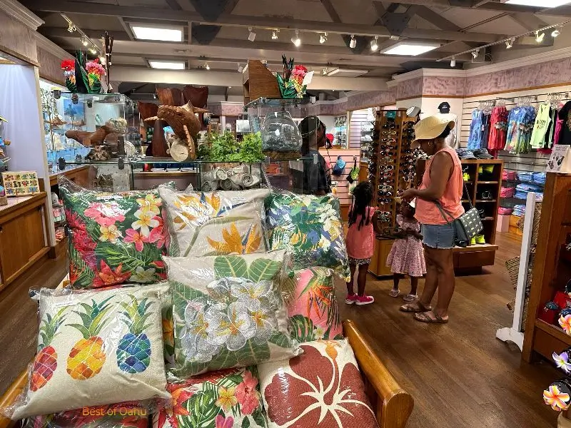 Ku’Ono Waiwai Gift Shop located on the Waimea Valley grounds.