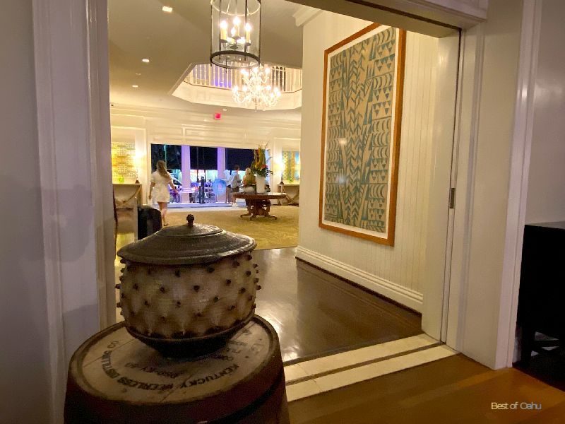 Moana Surfrider Artwork The Moana Surfrider Hotel showcases a captivating collection of artwork that reflects the beauty and essence of Hawaiian culture, adding a touch of elegance and charm to the hotel's ambiance. 🎨🌺
