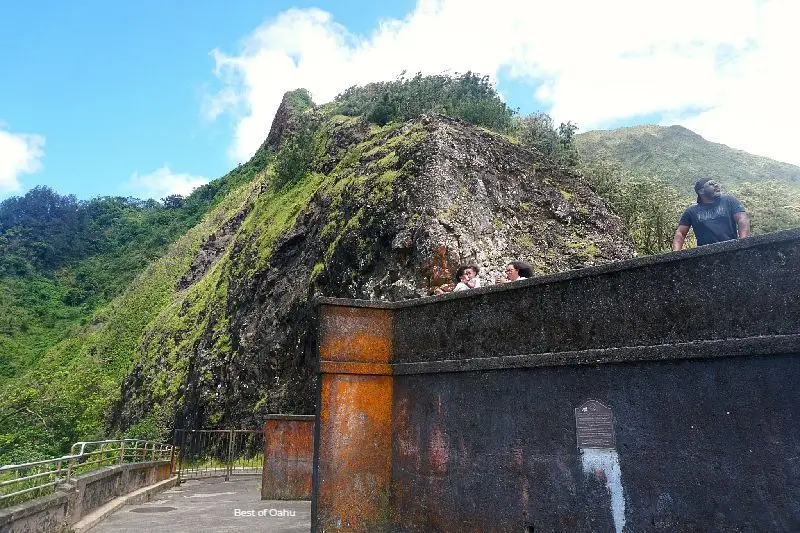 Pali Lookout Viewing Platforms with the Koolau Mountains in the background.