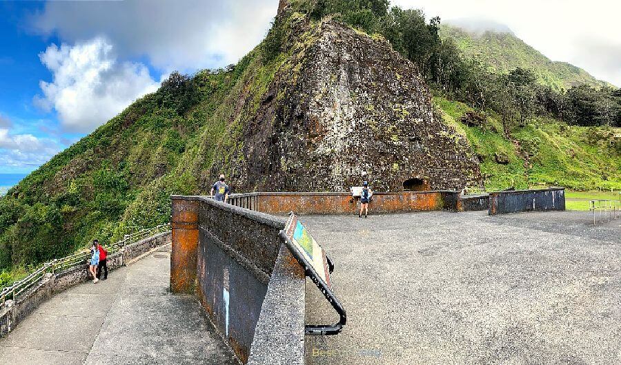 Pali Lookout Viewing Platforms