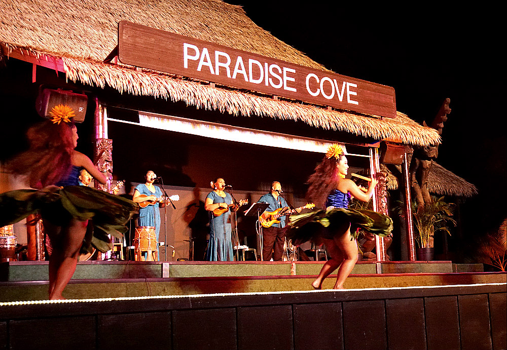 Paradise Cove Hula Performance