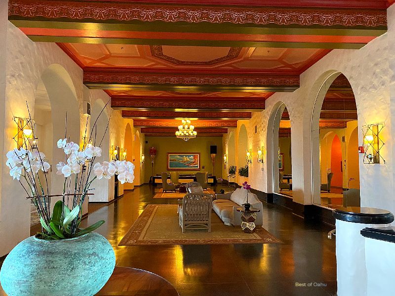 Royal-Hawaiian-Hotel-Hall