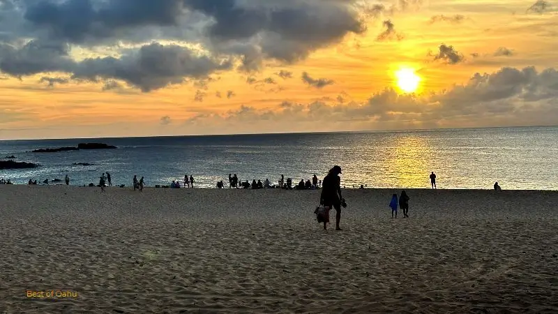 Waimea Bay Sunset Waimea Bay During Sunset Hour