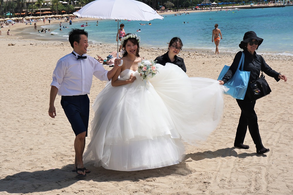 Hawaiian wedding Bride