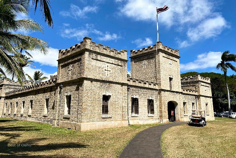 Iolani Palace Hale Koa Barracks