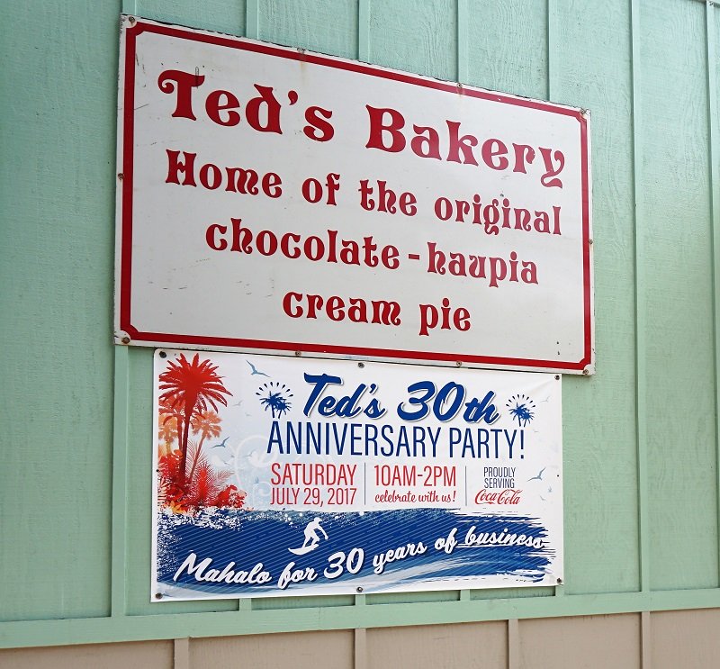 Ted's Bakery Sign